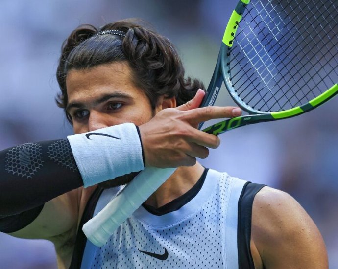 US Open LIVE - Carlos Alcaraz gobsmacked as Serena Williams controversy erupts
