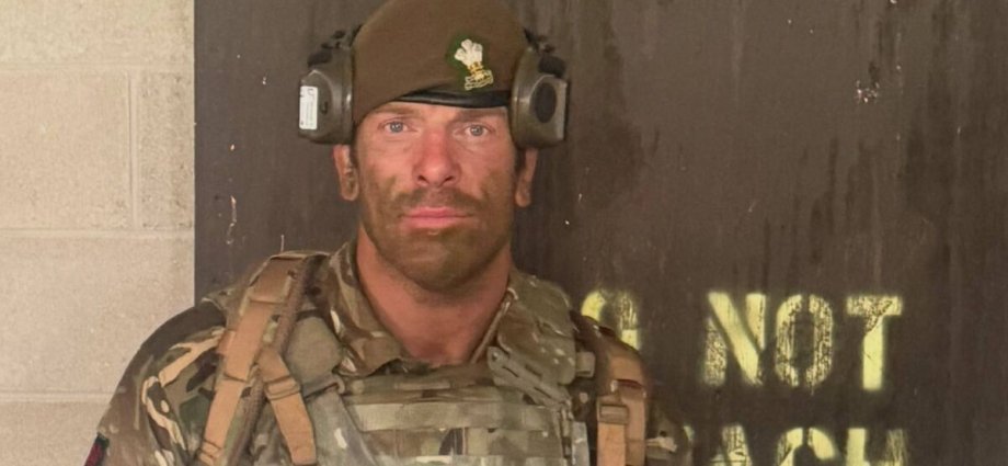 Rugby legend Alun Wyn Jones flies out to join army after King Charles honour