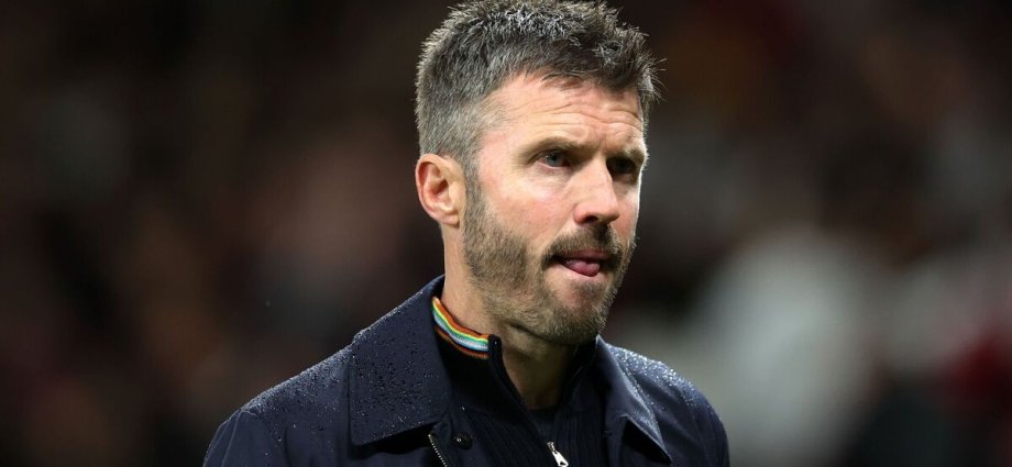 Man Utd have obvious Michael Carrick replacement if boss is sacked mid-season