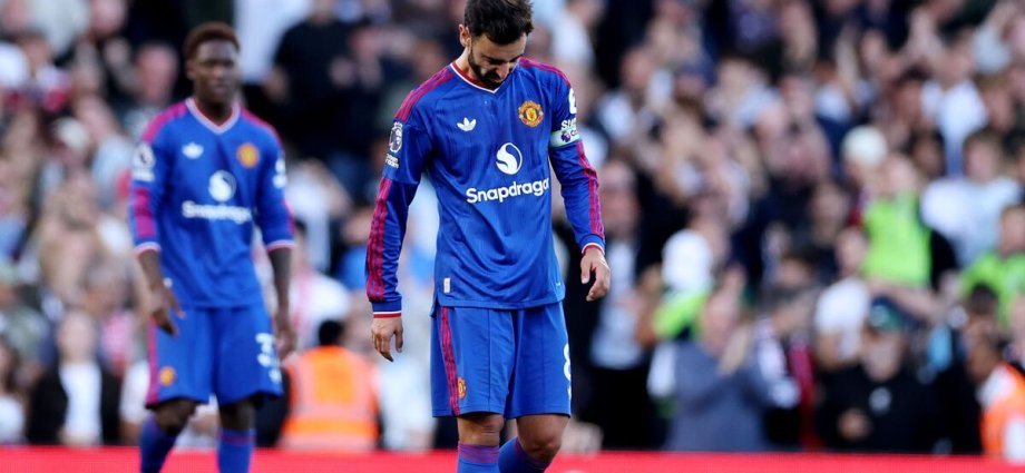 What Man Utd away end did in very first minute speaks volumes in Fulham draw