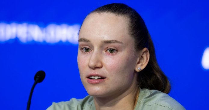 Elena Rybakina makes worrying health admission after being left 'unable to walk'
