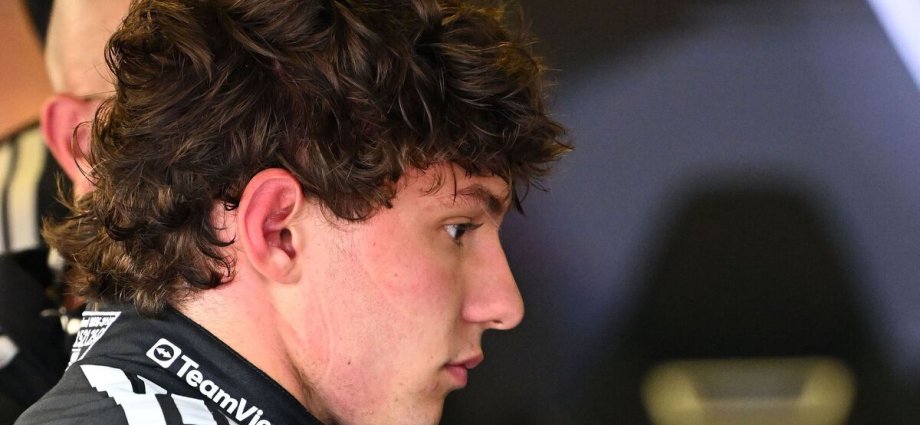 Kimi Antonelli crashes out of Azerbaijan GP qualifying as Lewis Hamilton unhappy
