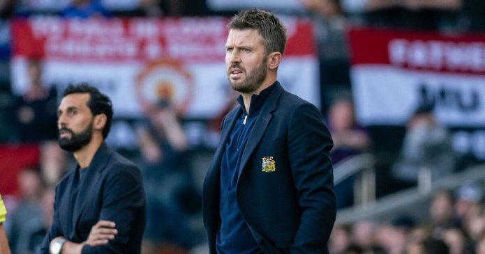 Man Utd confirm transfer as Carrick told to replace Lammens in £142m raid