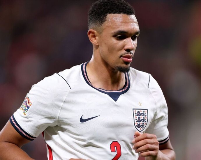 Trent Alexander-Arnold causes a stir on England return as fans all say the same