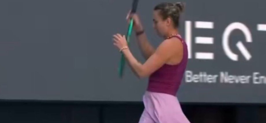 Aryna Sabalenka slams racquet to the floor during surprise straight-sets loss