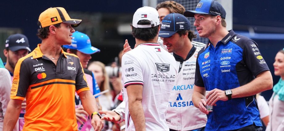 F1 star hands his team 'last chance' warning as reality sets in