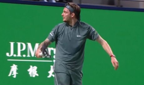 Shanghai Masters star slapped with warning as Wimbledon champion skips event