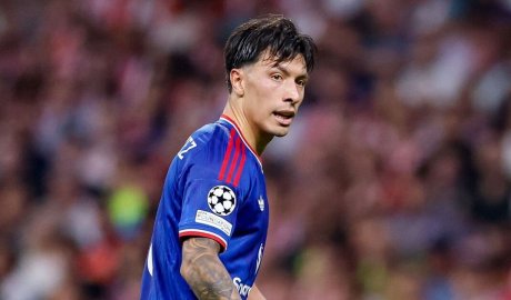Man Utd stars 'cancel team dinner' as reason for Lisandro Martinez row emerges