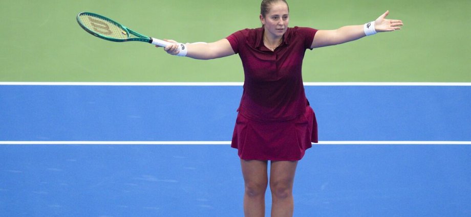 Wuhan Open semi-finalist withdraws hours before match as draw thrown into chaos
