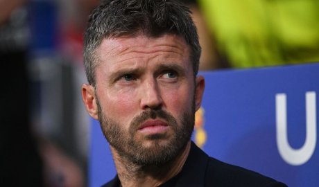 Man Utd pick three Michael Carrick replacements as ‘private talks' held