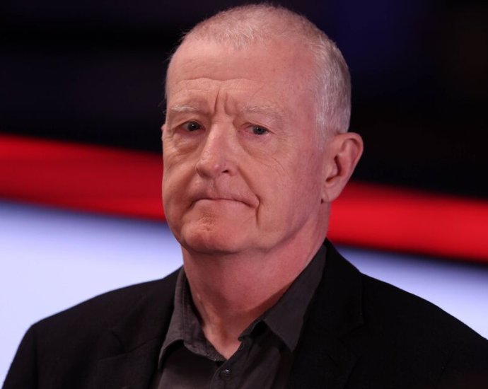 Steve Davis' life now with snooker icon's new career and affair with 19-year-old